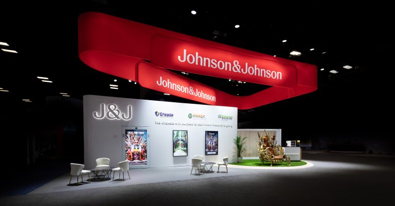 Johnson & Johnson trade show exhibit architecture photographed by Tim Rogers